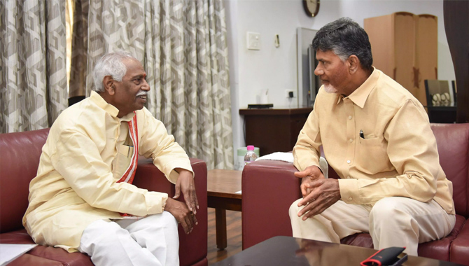 చంద్రబాబుతో గవర్నర్‌ బండారు దత్తాత్రేయ భేటీ