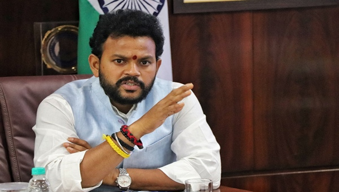 భవిష్యత్తులో కూడా అవసరమైతే.. ఏపీకి  మరిన్ని నిధులు : రామ్మోహన్‌ నాయుడు