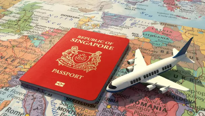 శక్తిమంతమైన పాస్‌పోర్ట్‌ కలిగిన దేశాల జాబితాలో సింగపూర్‌ మళ్లీ అగ్రస్థానం