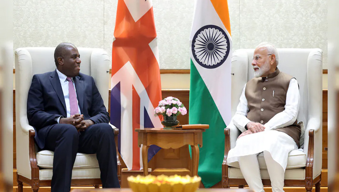 బ్రిటన్‌తో బంధాల బలోపేతానికి కట్టుబడి ఉన్నాం : మోదీ