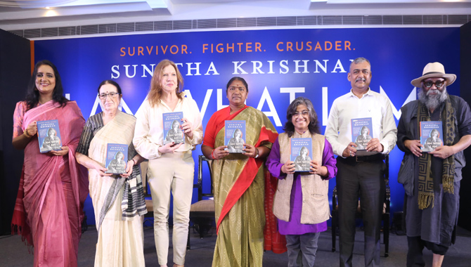 Telangana Minister Seethakka hails Padma Sri Awardee Dr. Sunitha Krishnan