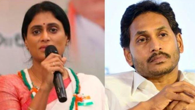 జగన్ ను ఆడేసుకుంటున్న షర్మిల…