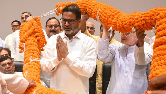 పీకే పార్టీ ఏర్పాటుకు టైమ్ ఫిక్స్..