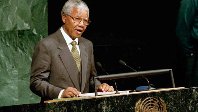 నెల్సన్‌ మండేలాకు అపూర్వ గౌరవం