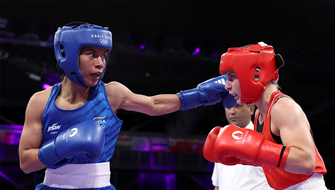 పారిస్ ఒలింపిక్స్లో భారత్ బోణీ పారిస్ ఒలింపిక్స్లో భారత్ బోణీ