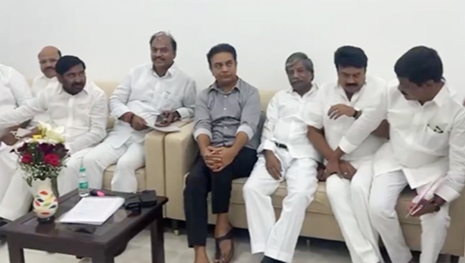 కాంగ్రెస్‌కు పార్టీకి షాక్‌… బీఆర్‌ఎస్‌లో చేరిన గద్వాల ఎమ్మెల్యే