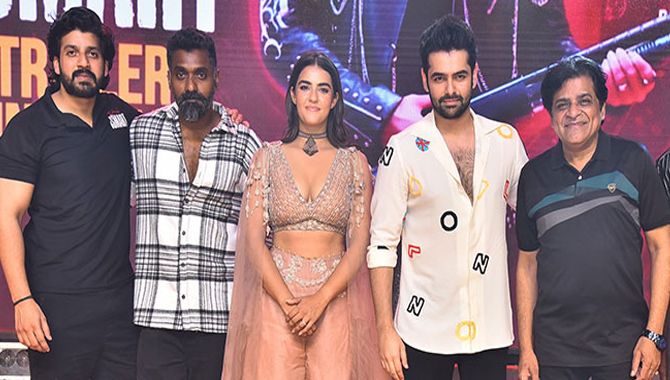 ‘డబుల్ ఇస్మార్ట్’ డబుల్ మాస్ మ్యాడ్‌ నెస్  సినిమా : రామ్ పోతినేని
