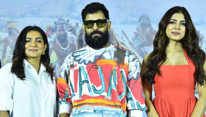 “తంగలాన్” సినిమా థియేటర్స్ లో మీ అందరినీ ఆశ్చర్యపరుస్తుంది – చియాన్ విక్రమ్