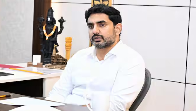 ఆపద్బాంధవుడిగా మారుతున్న లోకేశ్..! ఇలా ఎంతమందికి..!?