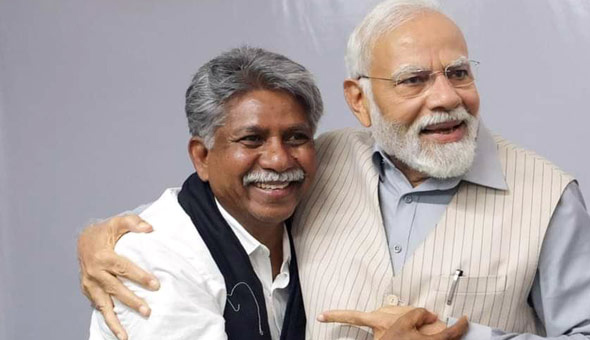 ప్రధాని మోదీతో మందకృష్ణ భేటీ