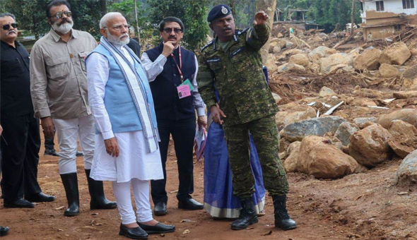 వయనాడ్‌లో ప్రధాని మోదీ… బాధితులకు పరామర్శ