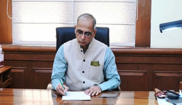 అమెరికాలో భారత రాయబారిగా క్వాత్రా బాధ్యతలు