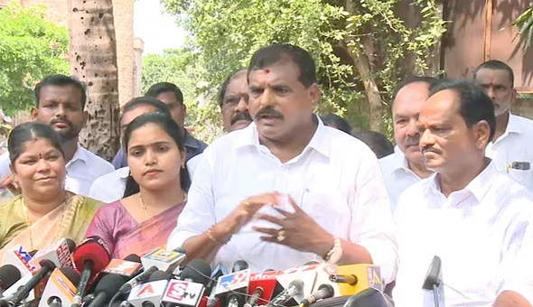 ఎమ్మెల్సీ అభ్యర్థిగా బొత్స నామినేషన్‌