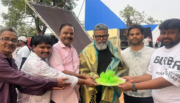 Creative Director Sukumar Donates 5 Lakhs to Directors’ Association