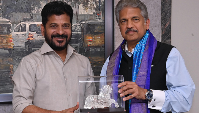 యంగ్‌ ఇండియా స్కిల్‌ వర్సిటీ బోర్డ్‌ ఆఫ్‌ గవర్నర్స్‌ చైర్మన్‌గా ఆనంద్‌ మహీంద్రా