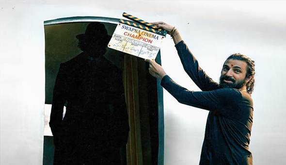 రోషన్ ‘ఛాంపియన్‌’ ముహూర్తం షాట్‌కు క్లాప్ ఇచ్చిన డైరెక్టర్ నాగ్ అశ్విన్