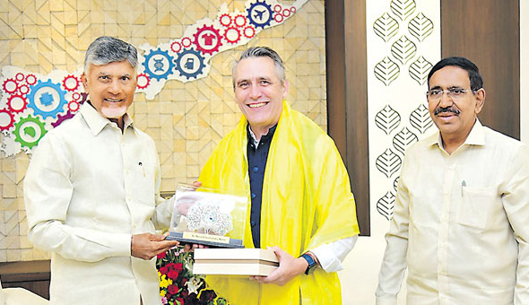 బ్రిటిష్‌ డిప్యూటీ హై కమిషనర్‌తో చంద్రబాబు భేటీ