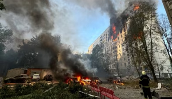 ఉక్రెయిన్పై మరోసారి రష్యా భీకర దాడి ఉక్రెయిన్పై మరోసారి రష్యా భీకర దాడి