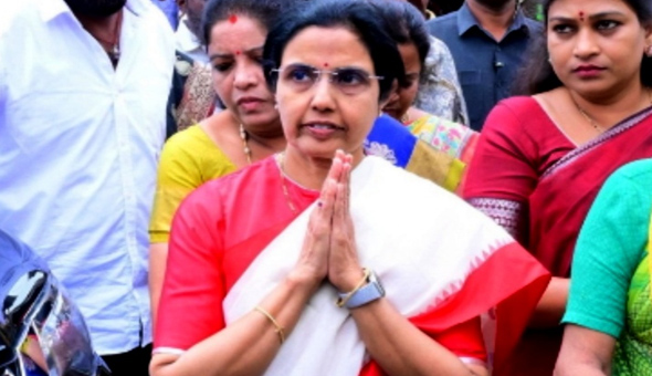 ఆంధ్ర, తెలంగాణకు నారా భువనేశ్వరి రూ.2 కోట్ల విరాళం