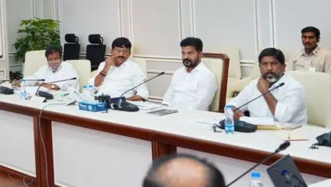 మంత్రివర్గం ఉపసంఘం కీలక నిర్ణయం.. కోచింగ్‌ సెంటర్లపై