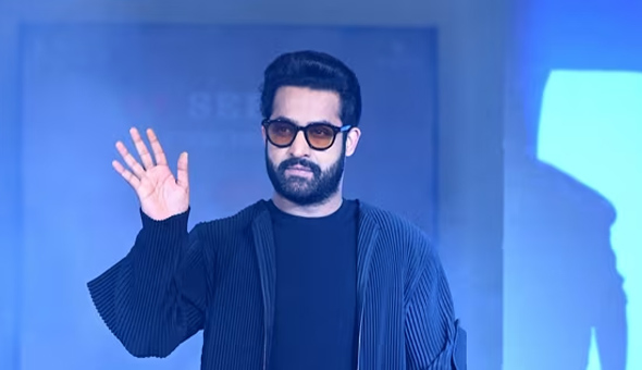 ప్లాన్ మార్చేసిన ఎన్టీఆర్