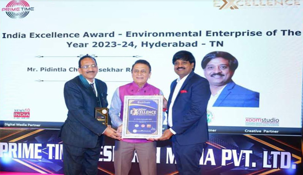 Sunil Gavaskar presents the prestigious ‘India Excellence Award – Environmental Enterprise of the Year 2023-24’ to Richie Raffle Biotech!