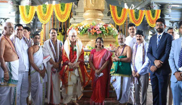 భద్రాద్రి రామయ్యను దర్శించుకున్న గవర్నర్‌ జిష్టుదేవ్‌ వర్మ