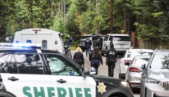 అమెరికాలో దారుణ ఘటన..  15 ఏళ్ల బాలుడు