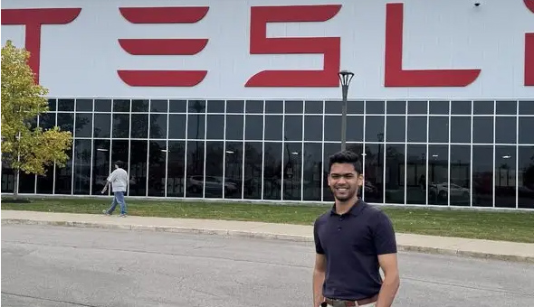 అమెరికాలో ఉద్యోగం కోసం … యువకుడి ఆరాటం అమెరికాలో ఉద్యోగం కోసం … యువకుడి ఆరాటం