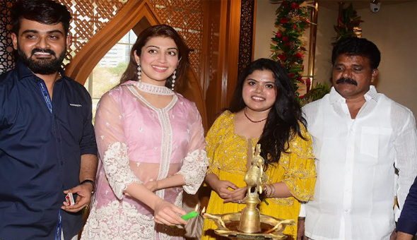 Actress Pranitha Grand Launches Swayam Designer Studio in Khajaguda