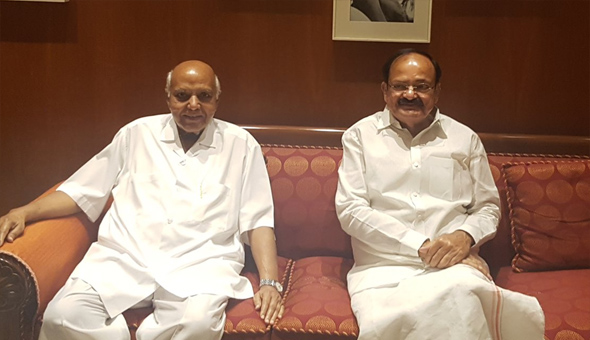 ఆయన జీవితం భవిష్యత్‌ తరాలకు ఆదర్శం : వెంకయ్య నాయుడు