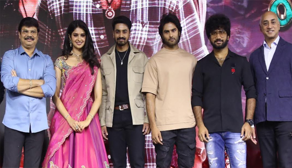 ‘దేవకీ నందన వాసుదేవ’ సినిమా తప్పకుండా పెద్ద విజయం సాధిస్తుంది : బోయపాటి శ్రీను  