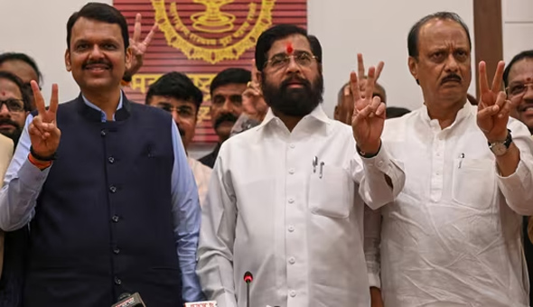 మహా సీఎం ఎంపికపై వారిదే తుది నిర్ణయం