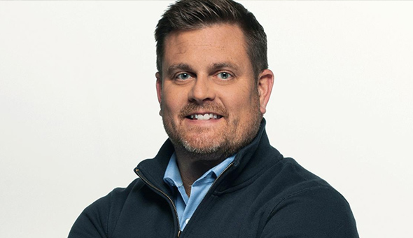 America: అమెరికాలో దారుణం.. యునైటెడ్ హెల్త్కేర్ సీఈవోను