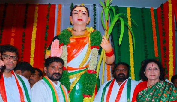 రేపు తెలంగాణ తల్లి విగ్రహావిష్కరణ.. సూర్యకిరణ్ విమానాల ఎయిర్ షో..