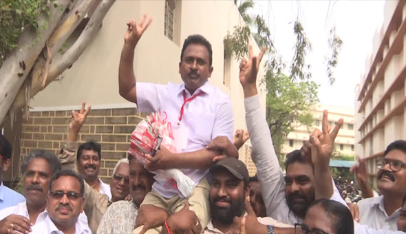 Teacher MLC : ఉపాధ్యాయ ఎమ్మెల్సీ ఎన్నికలో బొర్రా గోపీమూర్తి విజయం